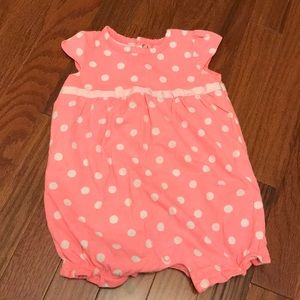 Carter’s jumper size 6 months